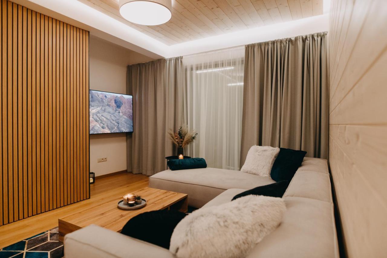 Skri Chalets ลิฟตอฟสกีมิคูลาช ภายนอก รูปภาพ