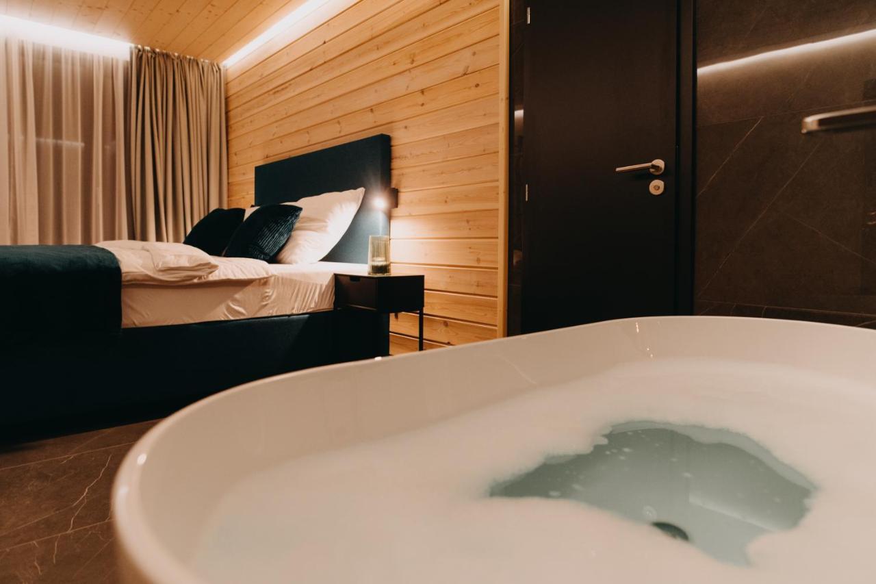 Skri Chalets ลิฟตอฟสกีมิคูลาช ภายนอก รูปภาพ
