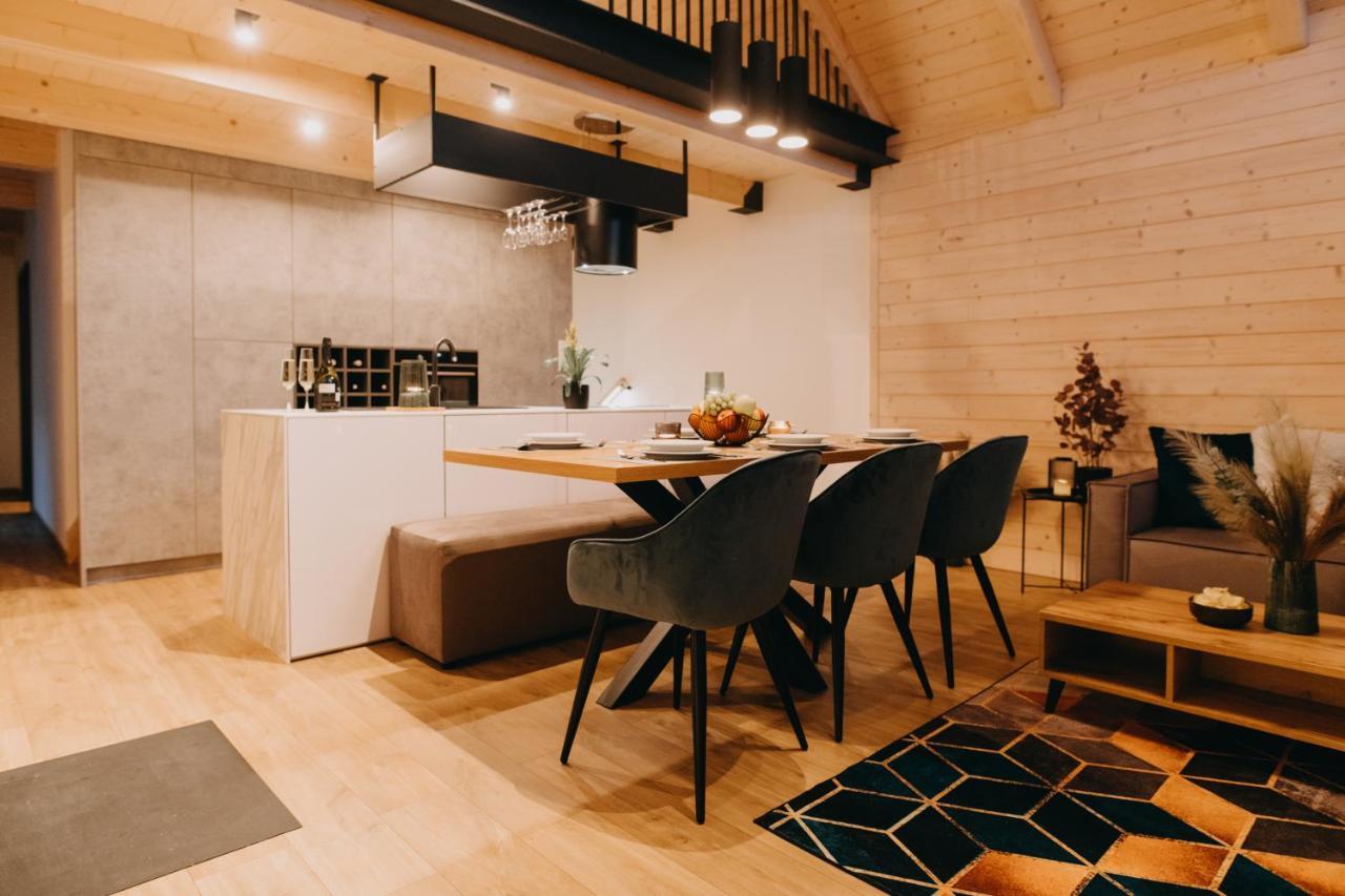 Skri Chalets ลิฟตอฟสกีมิคูลาช ภายนอก รูปภาพ