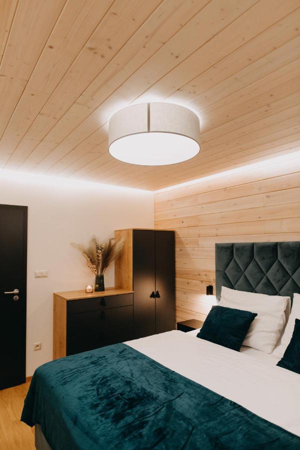 Skri Chalets ลิฟตอฟสกีมิคูลาช ภายนอก รูปภาพ
