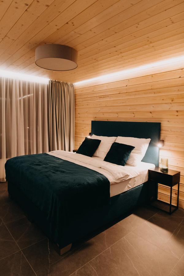 Skri Chalets ลิฟตอฟสกีมิคูลาช ภายนอก รูปภาพ