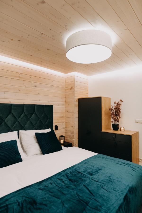 Skri Chalets ลิฟตอฟสกีมิคูลาช ภายนอก รูปภาพ